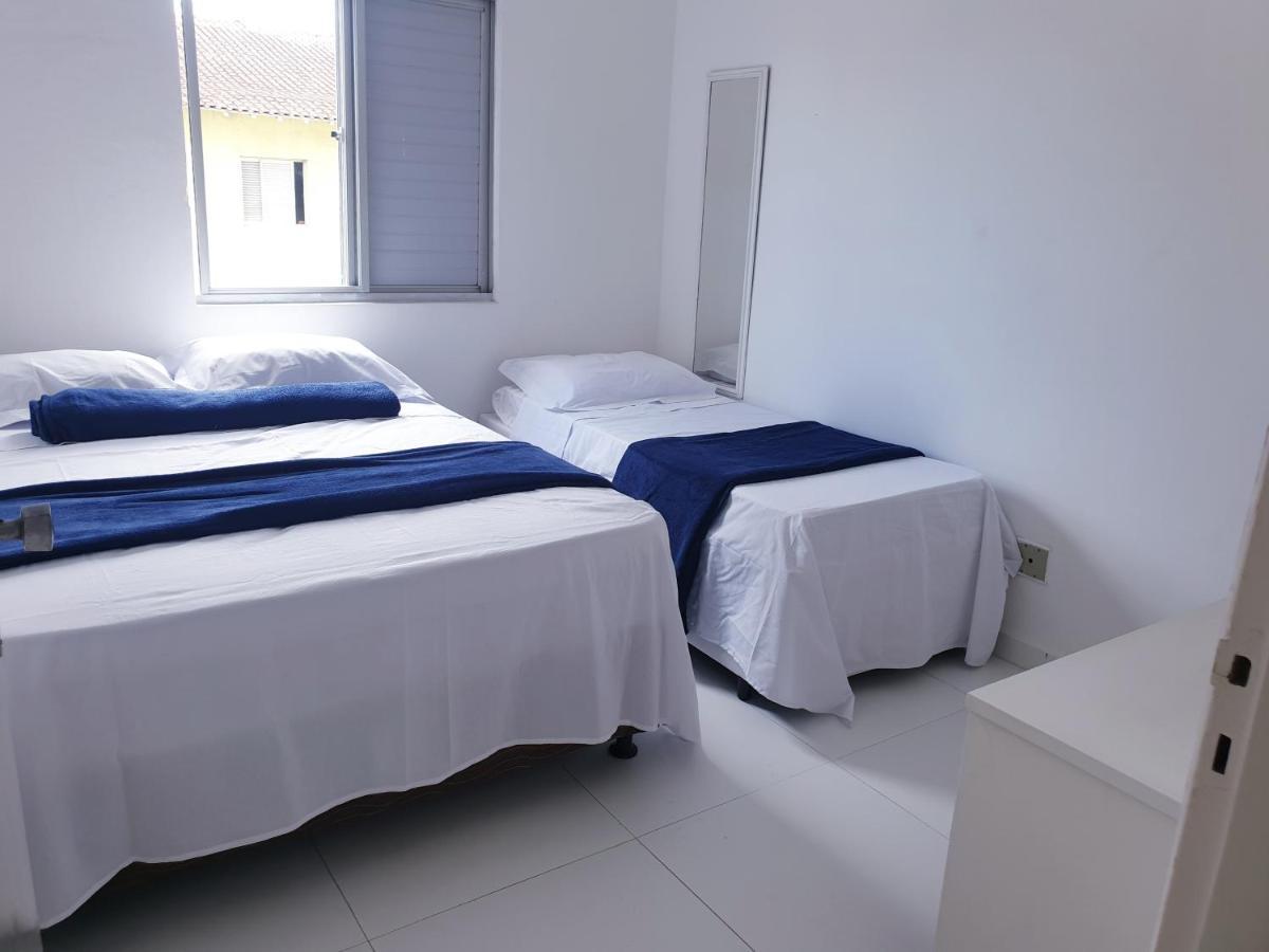 Apartamento 400 Metros Praia Da Enseada Apartment Гуаружа Екстериор снимка
