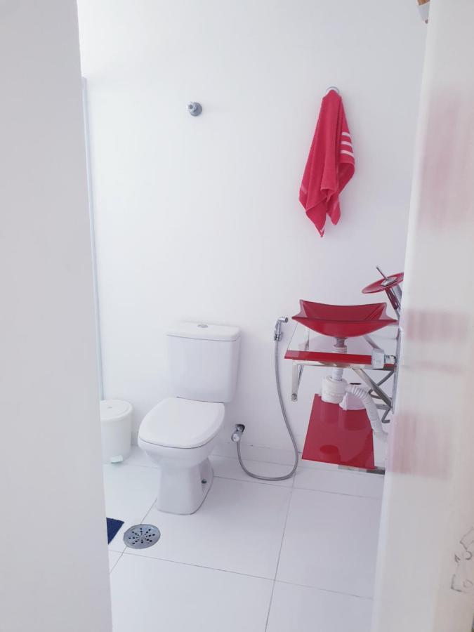 Apartamento 400 Metros Praia Da Enseada Apartment Гуаружа Екстериор снимка